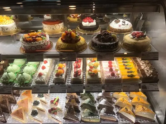 Cùng Khám Phá Top 15 Quán Bánh Ngọt Hà Nội Nổi Tiếng