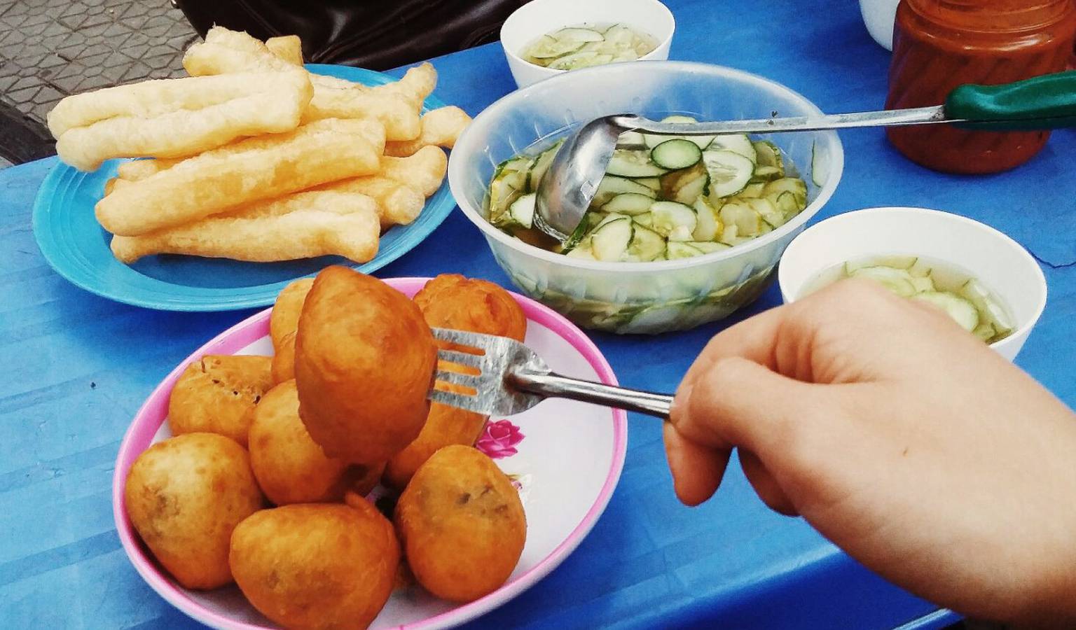 Quẩy Nóng, Bánh Bao Mặn