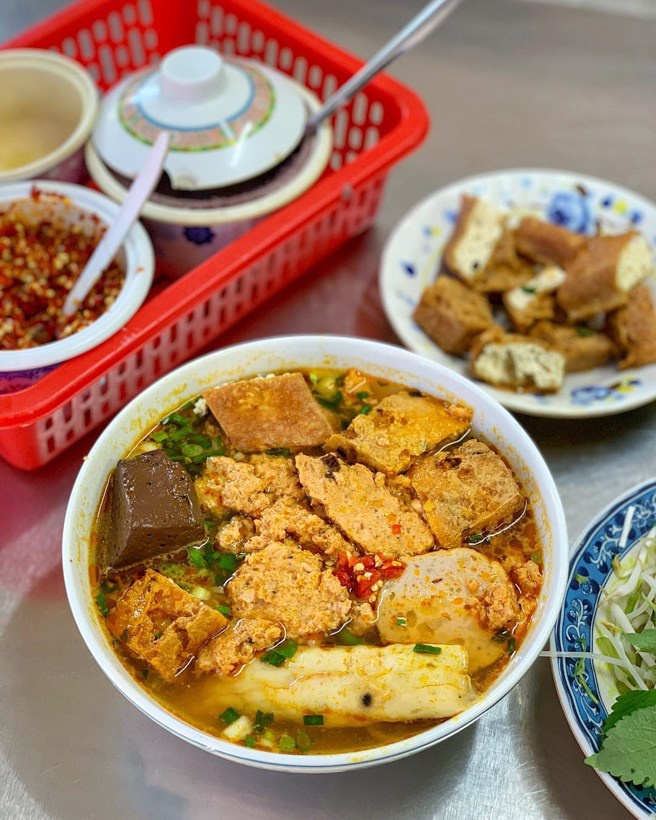 Bún Riêu Yến