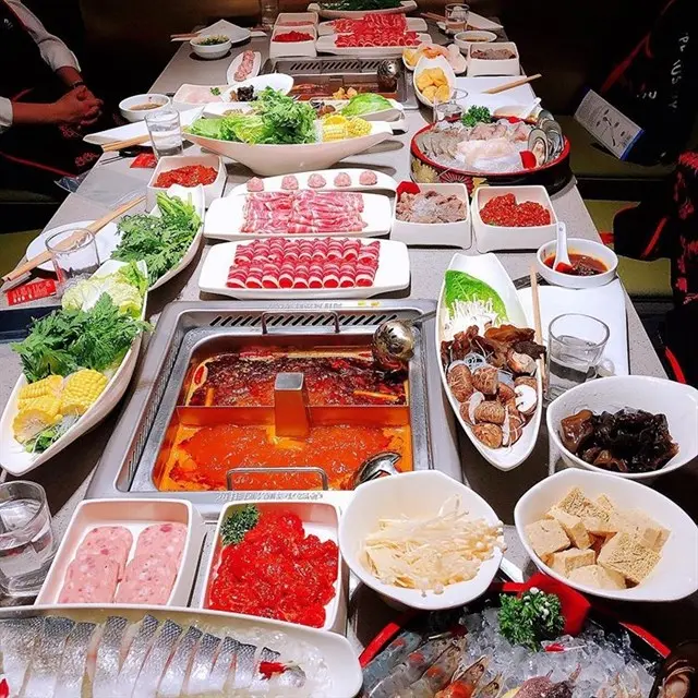 Quán Đất Việt