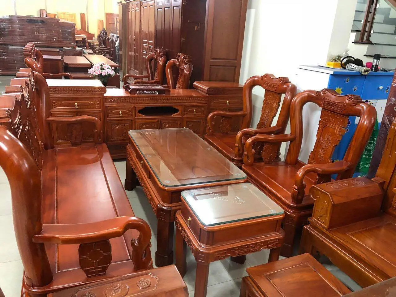 Khám Phá Top 10 Địa Chỉ Bàn Ghế Gỗ Buôn Ma Thuột Dành Cho Bạn