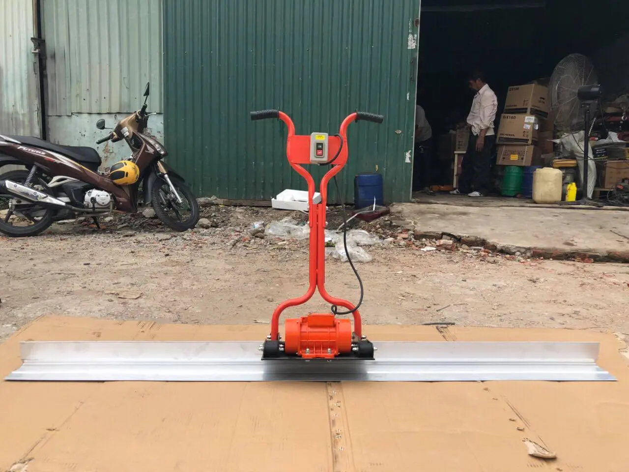 Báo Giá Máy Đầm Thước – Top 5 Đơn Vị Phân Phối Máy Đầm Thước Chất Lượng Hiện Nay