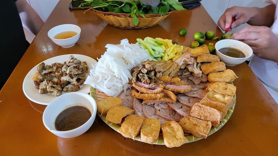 Bún Đậu Ngõ 586