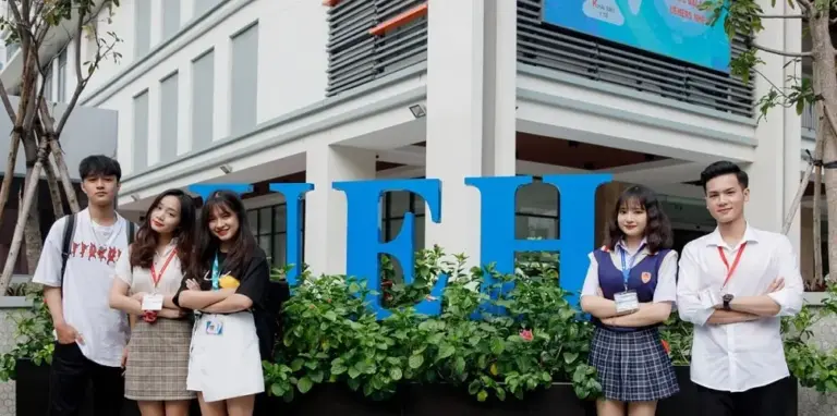 Top 10 Các Trường Đào Tạo Ngành Kinh Tế Ở TpHCM Hàng Đầu