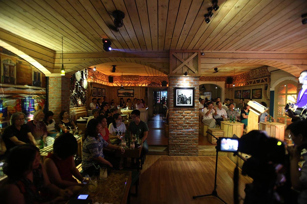 cafe acoustic đà nẵng