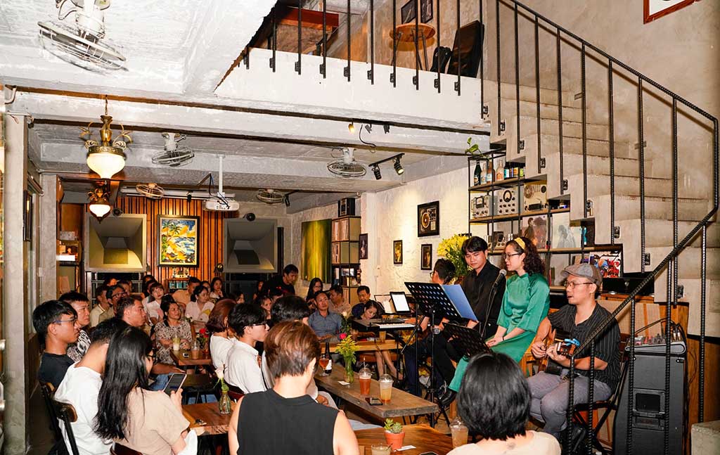 cafe acoustic đà nẵng