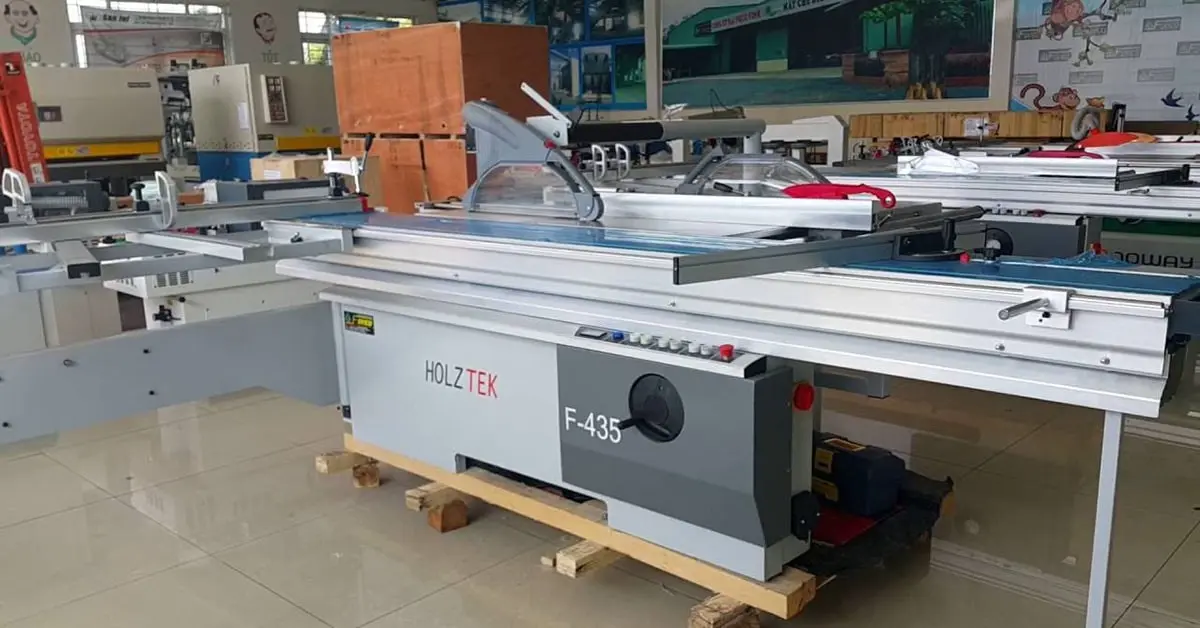 Khám Phá 5 Công Ty Cung Cấp Và Báo Giá Máy Cưa Bàn Trượt Uy Tín