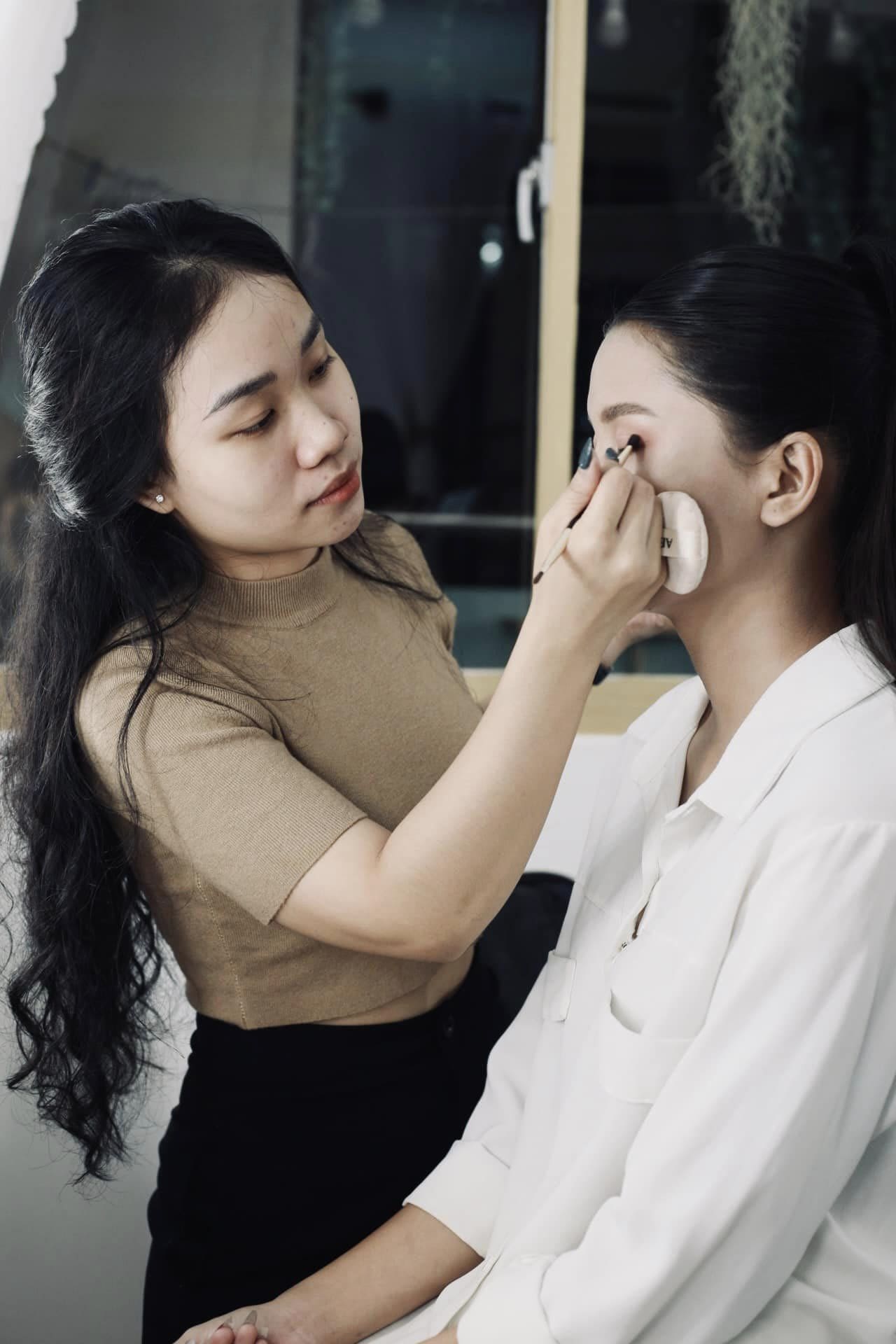 Song Anh Makeup