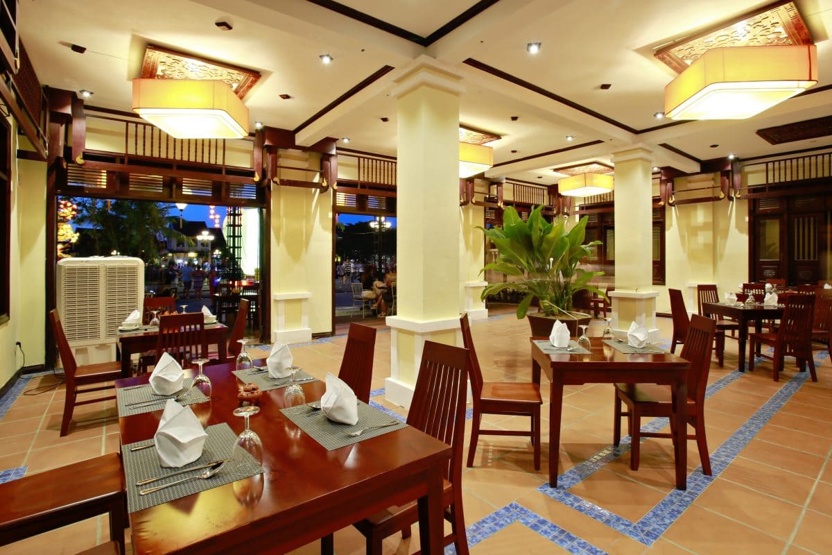 Nhà Hàng Hội An Cafe