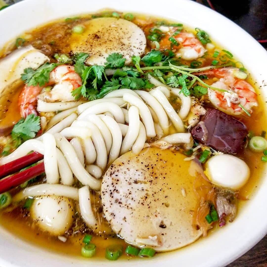 quán bánh canh Hoàng Lan