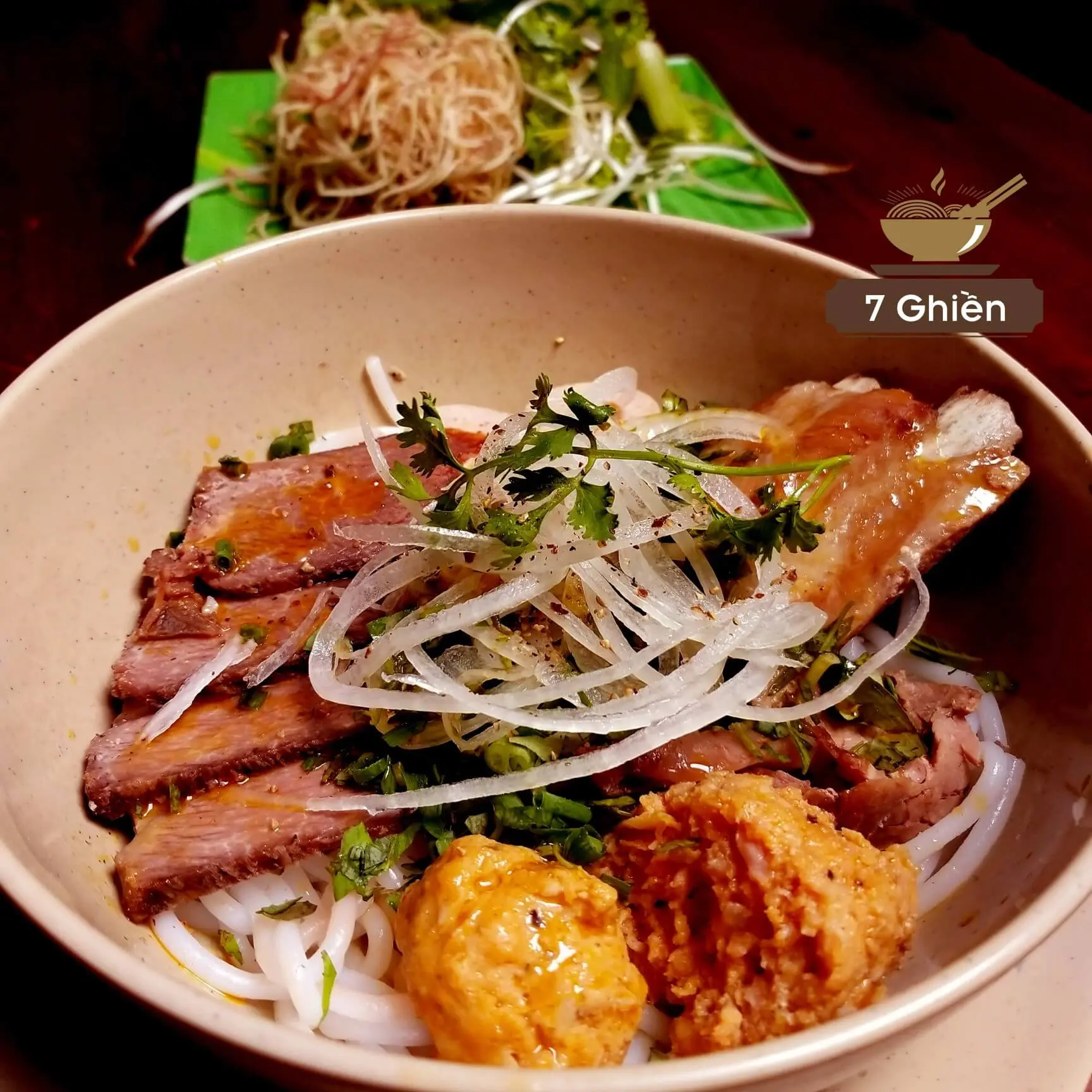 ban-lam-viec-da-nang-6 Gia Khương