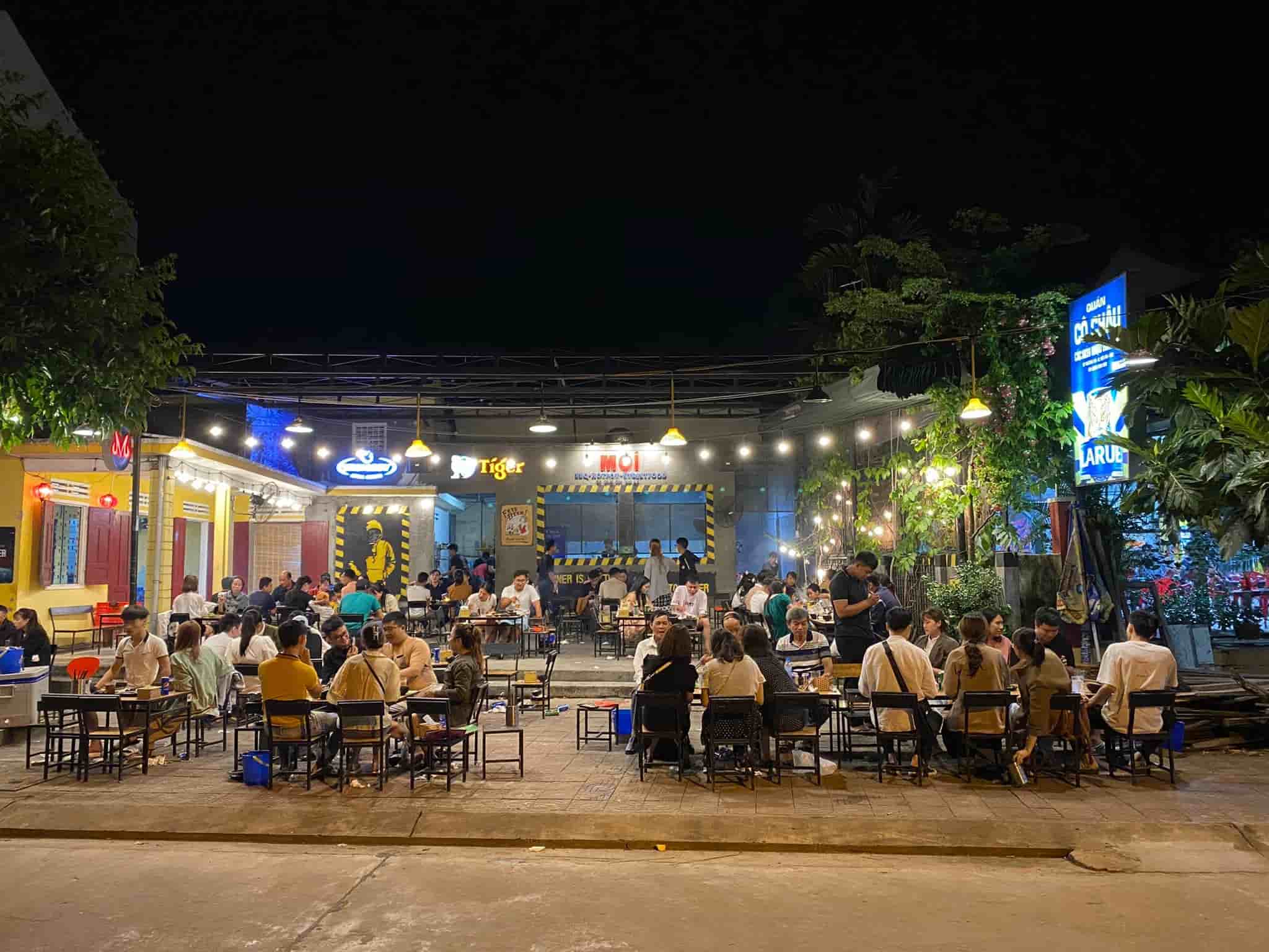 Mọi - BBQ & Street Food