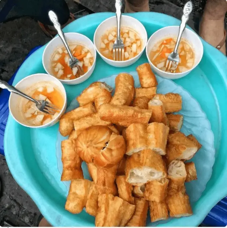 Thưởng Thức Ngay Top 12 Quán Quẩy Nóng Hà Nội