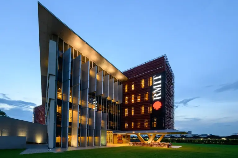 Top 10 Các Trường Đại Học Dân Lập Ở TPHCM Chất Lượng Nhất