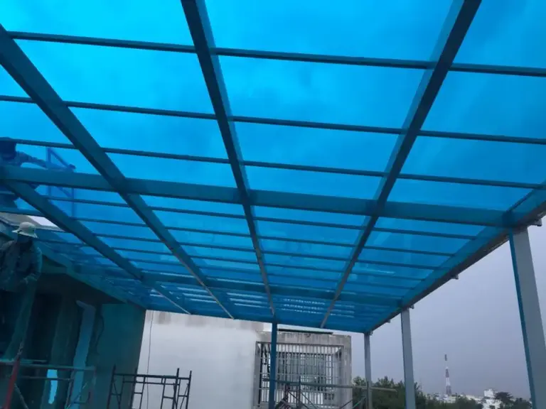 Khám Phá Top 5 Công Ty Báo Giá Tấm Lợp Nhựa Phẳng Uy Tín