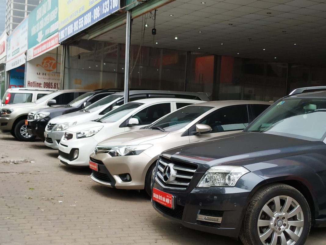 thuê xe ô tô Huế thuê xe du lịch Huế