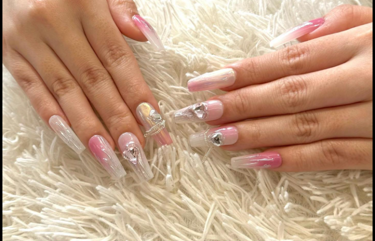 Hazgen Nail Bar - Tiệm nail quận 3