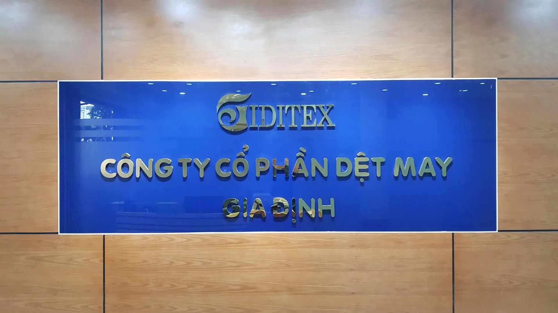 bàn học chống gù đà nẵng