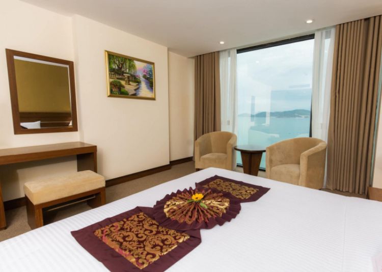 Green World Hotel là khách sạn ở Nha Trang gần biển