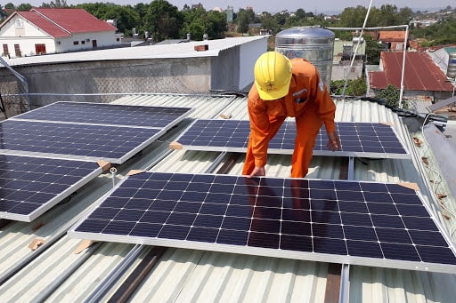 Lắp Điện Mặt Trời Tại TPHCM