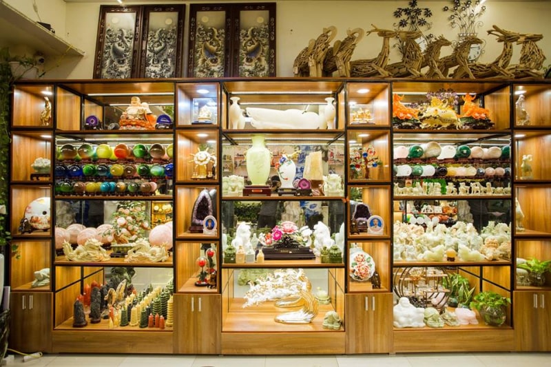 Cửa hàng đá phong thủy Kim Tự Tháp