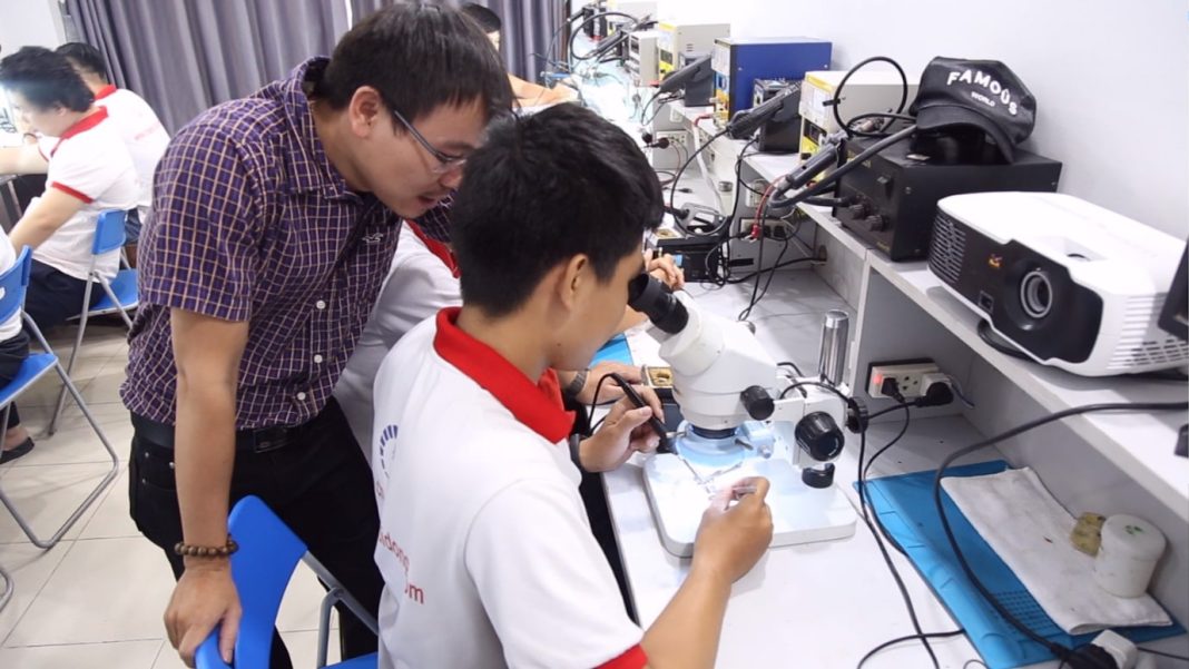 sửa điện thoại hà nam Thanh Tuyển