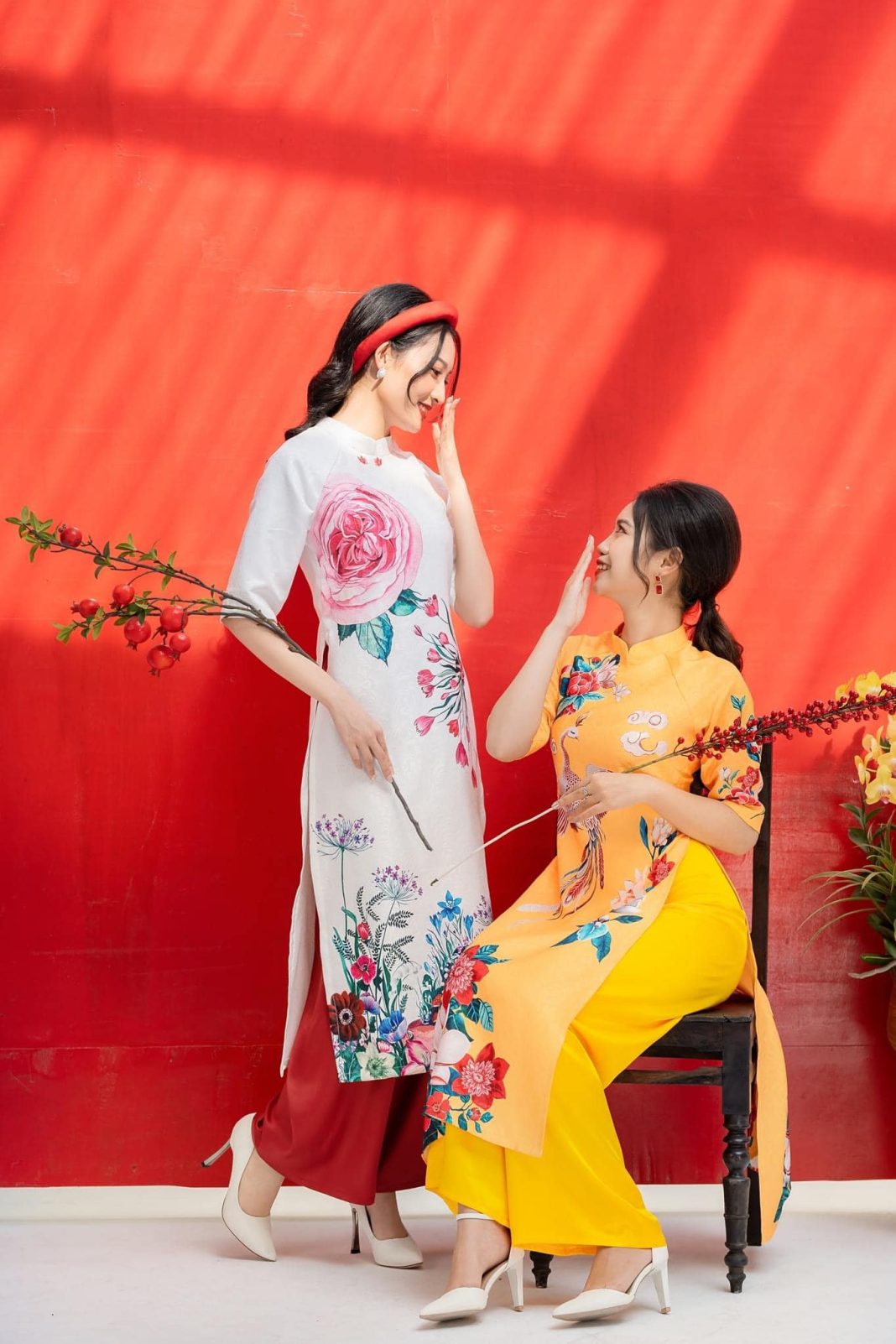 thuê áo dài đà lạt Áo dài Minh Tâm - Trang phục biểu diễn Minh Tâm Đà Lạt