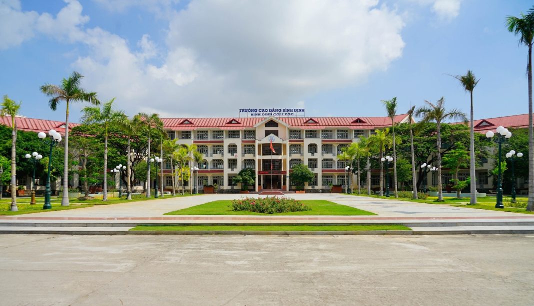 truong-cao-dang-quy-nhon Trường Cao Đẳng Quy Nhơn