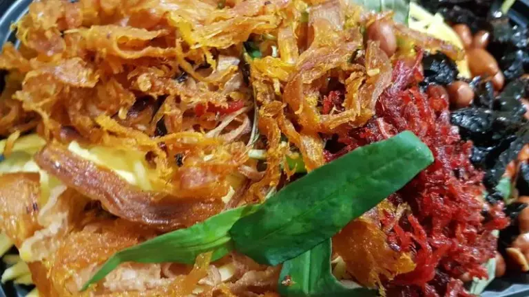 Mê Mẩn Cùng Top 11 Điểm Bán Bánh Tráng Trộn Ngon Ở Sài Gòn