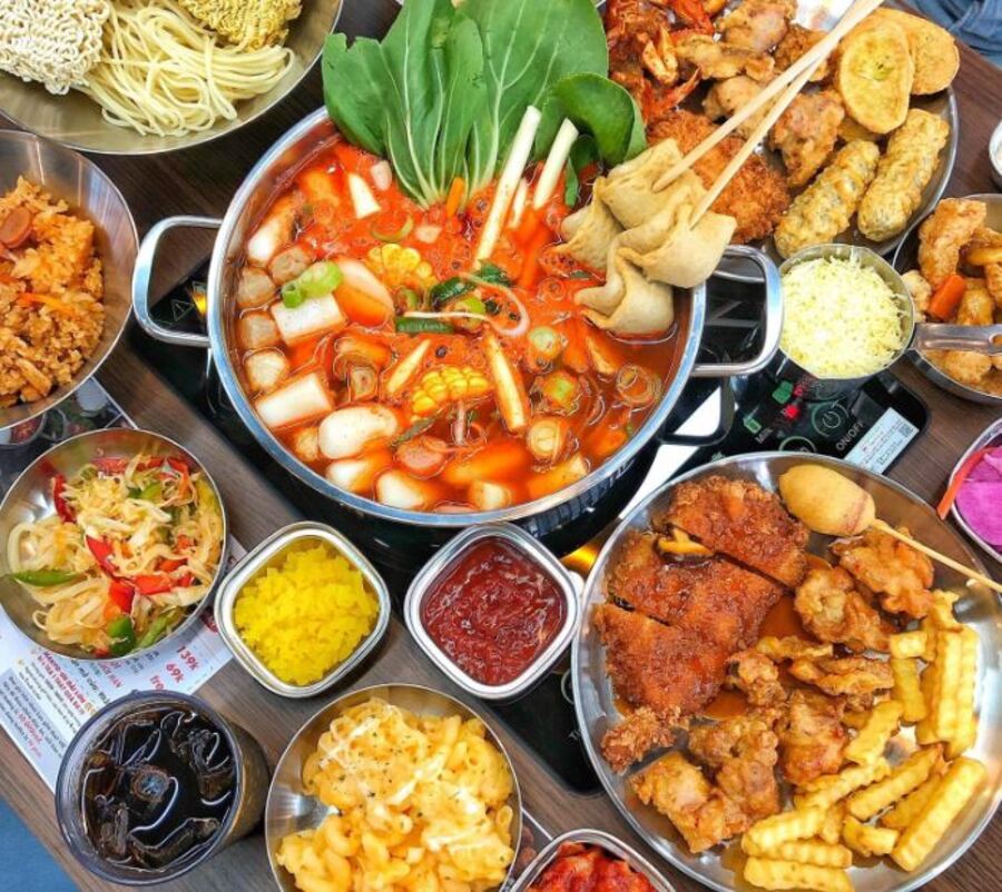 MANYO Tteokbokki Buffet