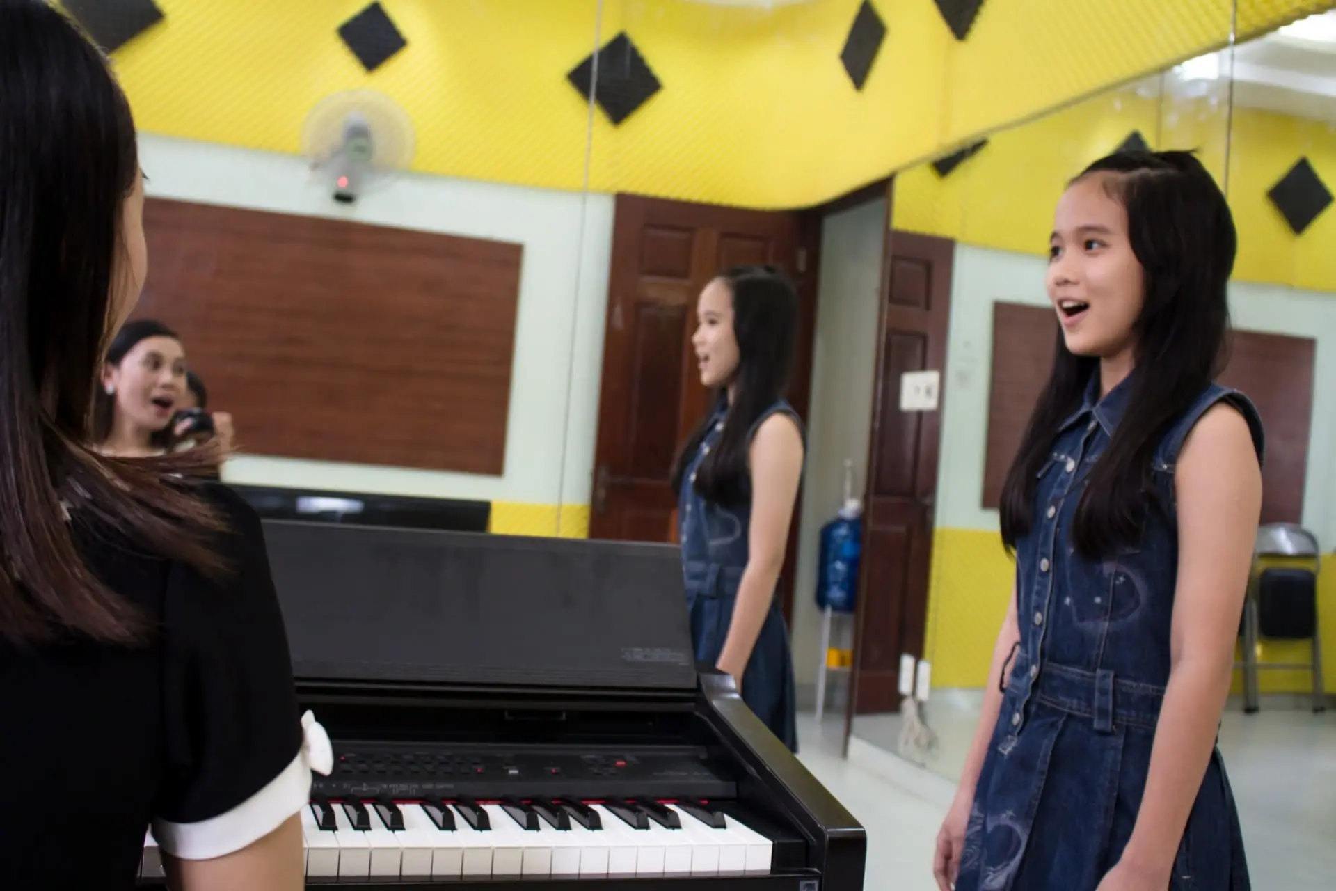 Bàn ghế đá Đà Nẵng