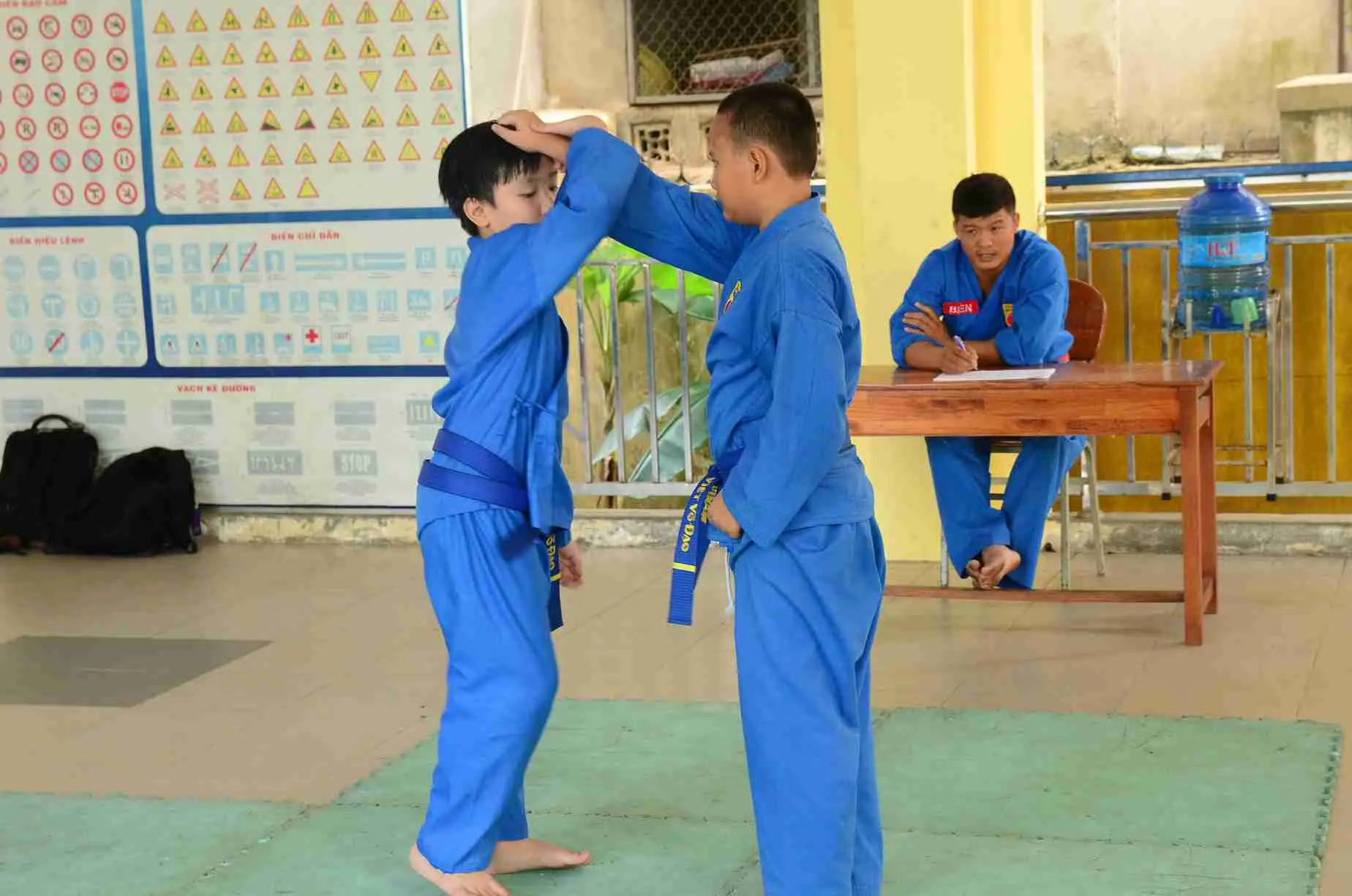 cửa kéo Đà Nẵng