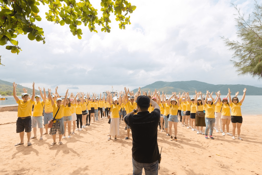 tổ chức team building Nha Trang