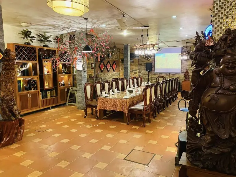 Mad Fox Cafe