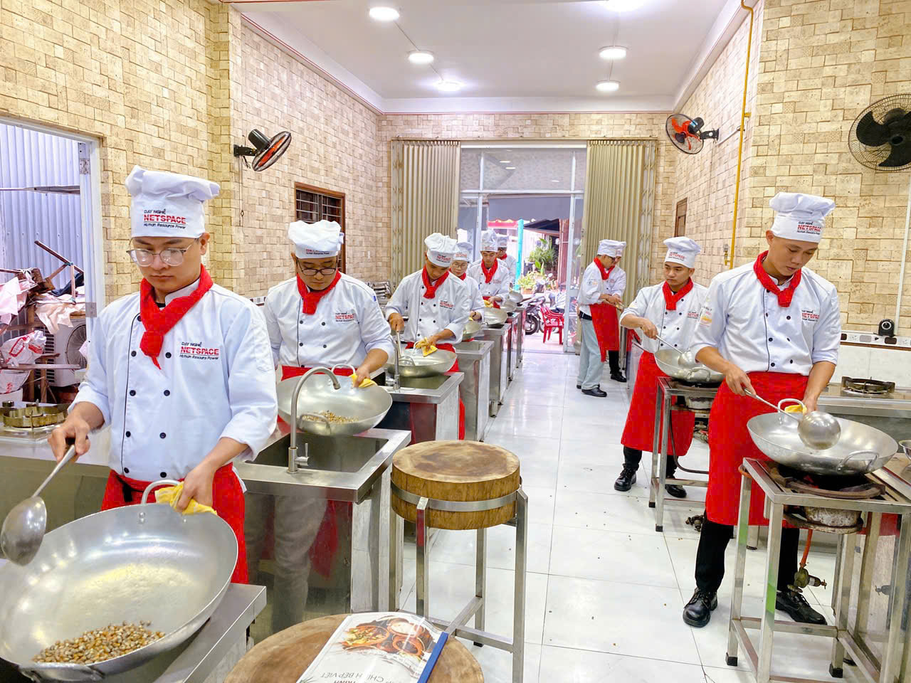 học làm bánh đà nẵng