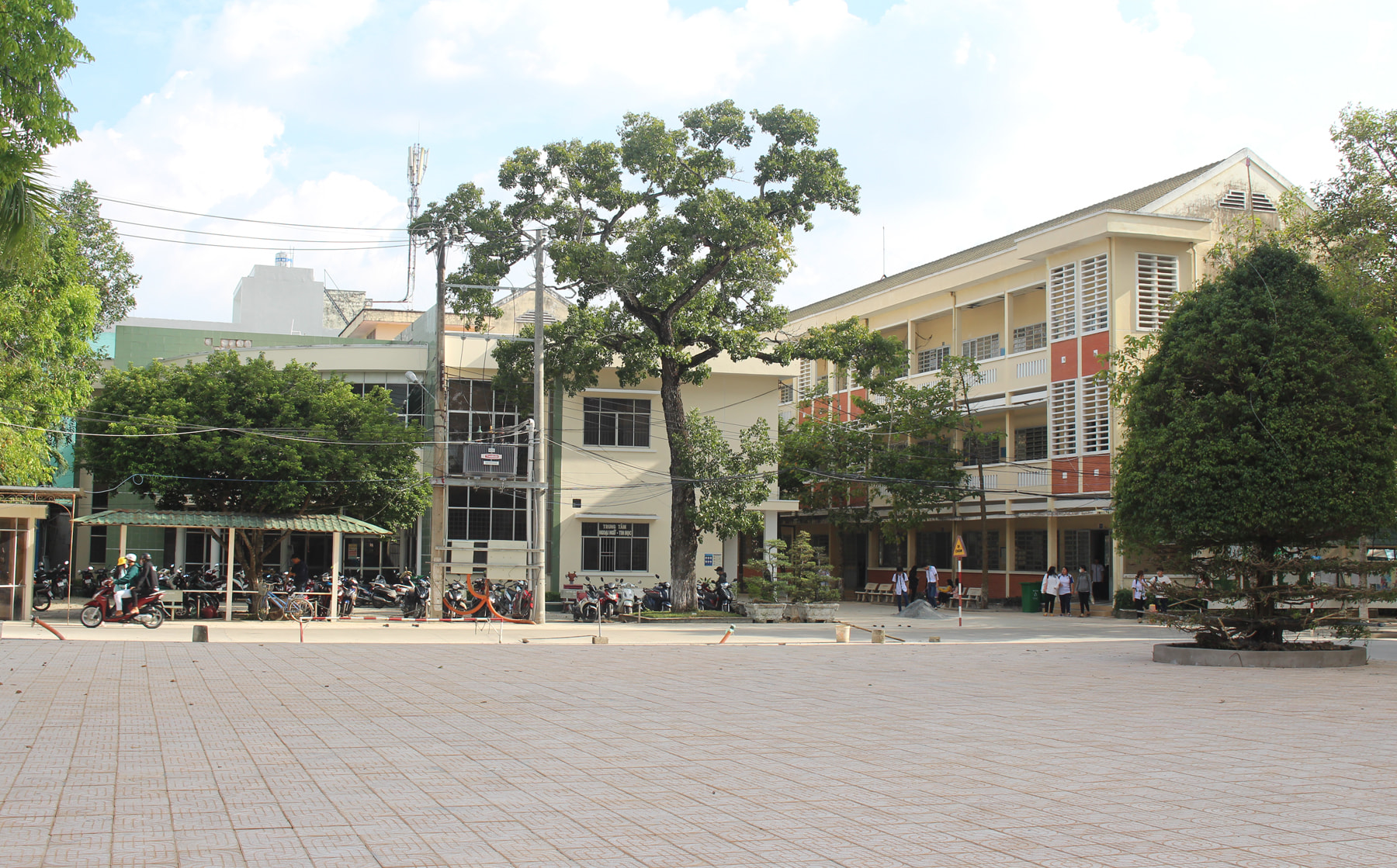 Trung Tâm Ngoại Ngữ Tin Học Trường Cao Đẳng Cần Thơ