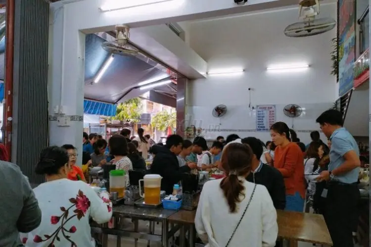 Mách bạn 8 Địa Điểm Ăn Tối Ở Quy Nhơn Ngon, Nổi Tiếng, Giá Rẻ