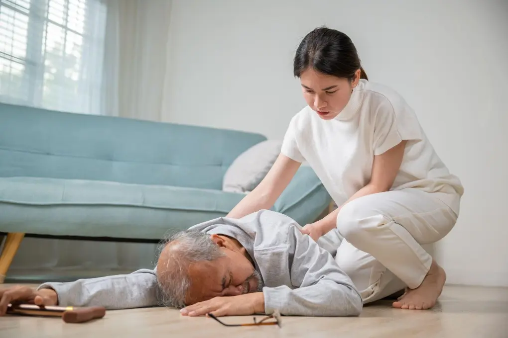 Tìm Hiểu Ngay Độ Tuổi Và Đối Tượng Cần Tầm Soát Đột Quỵ