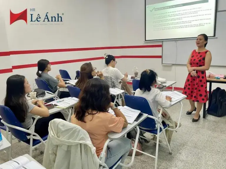 Top 10 Trung Tâm Dạy Tin Học Văn Phòng TPHCM Uy Tín