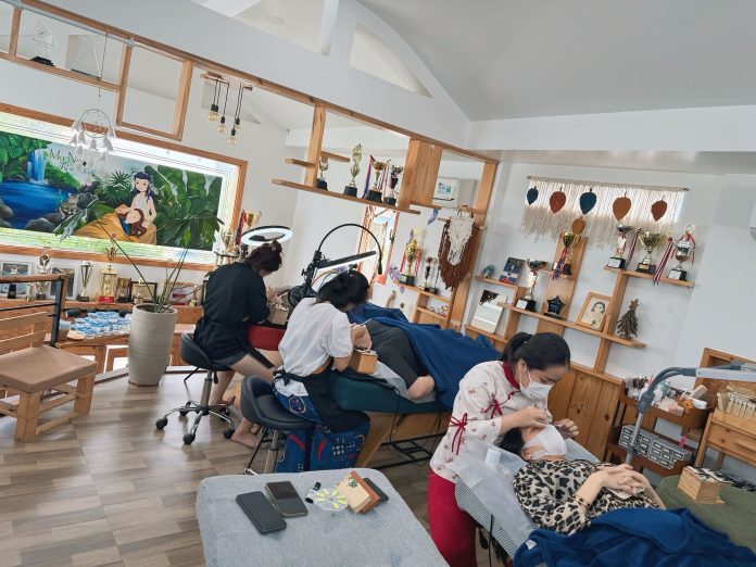 Top 5 Địa Chỉ Nối Mi Tiền Giang Đẹp Tự Nhiên, Giá Phải Chăng