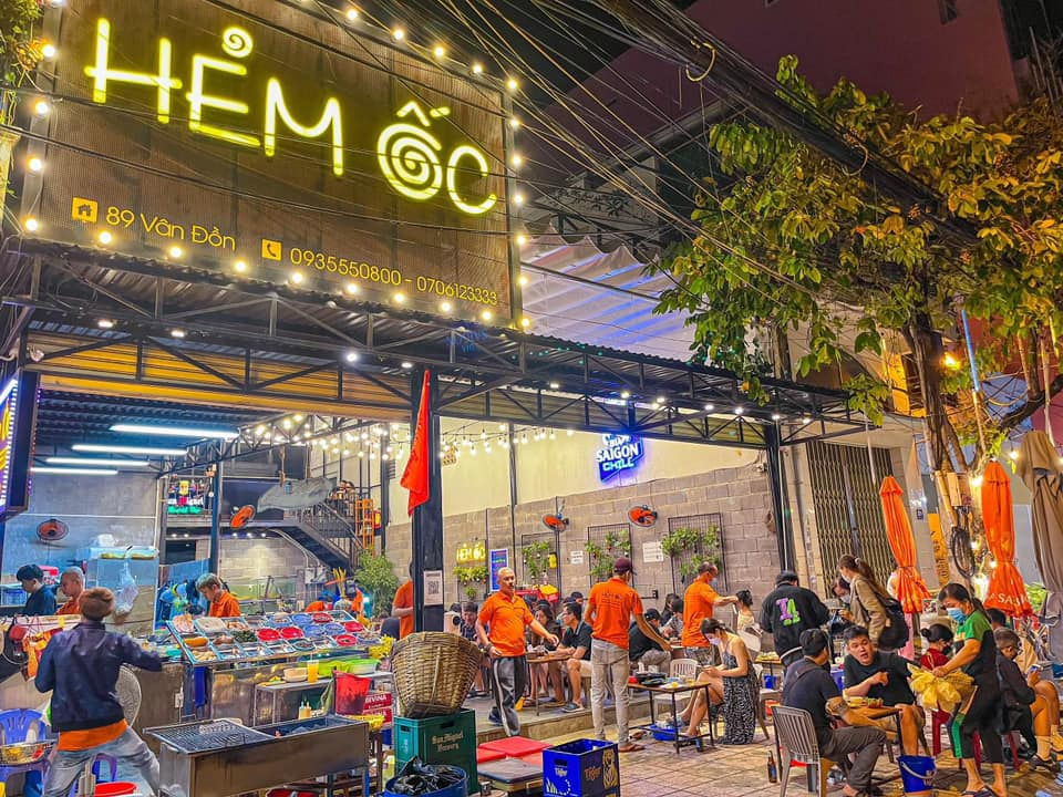 Quán Hẻm Ốc Vân Đồn