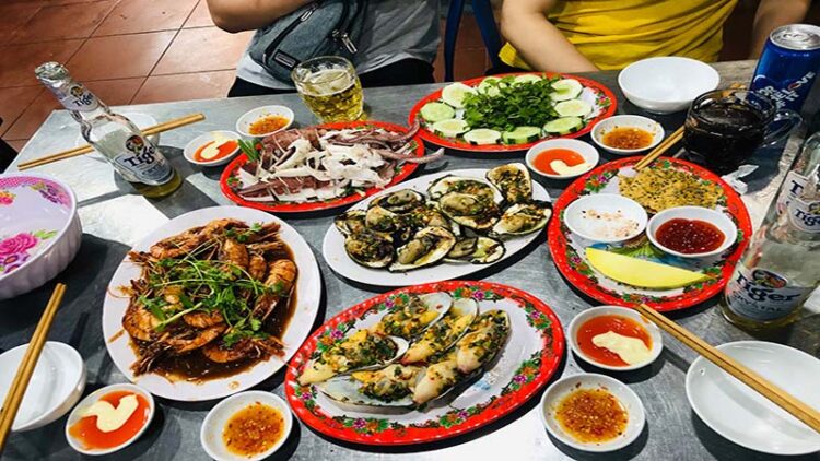 Ăn tối ở Quy Nhơn - Quán Hải Sĩ