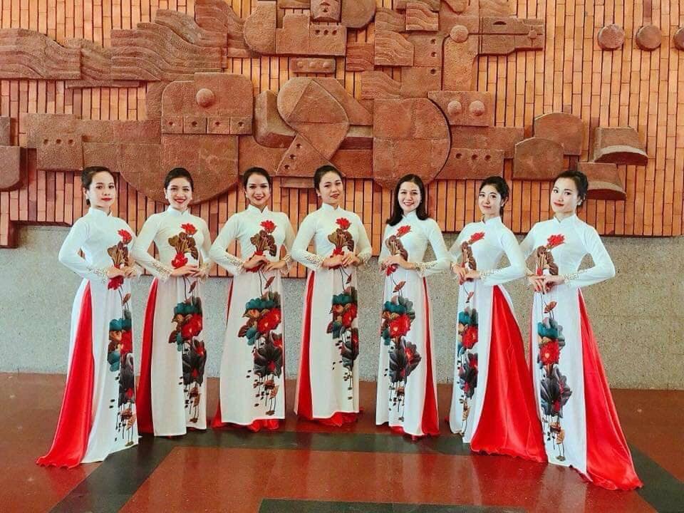 thuê trang phục biểu diễn đà nẵng Trang Phục Biểu Diễn The Sun