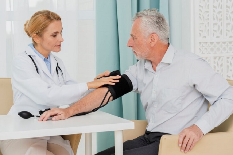 Dấu hiệu sớm của ung thư hoặc nguy cơ đột quỵ Phòng ngừa nguy cơ đột quỵ