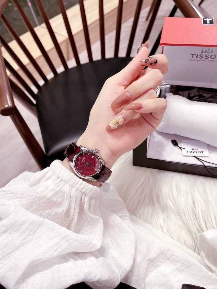 Cửa Hàng Đồng Hồ F95