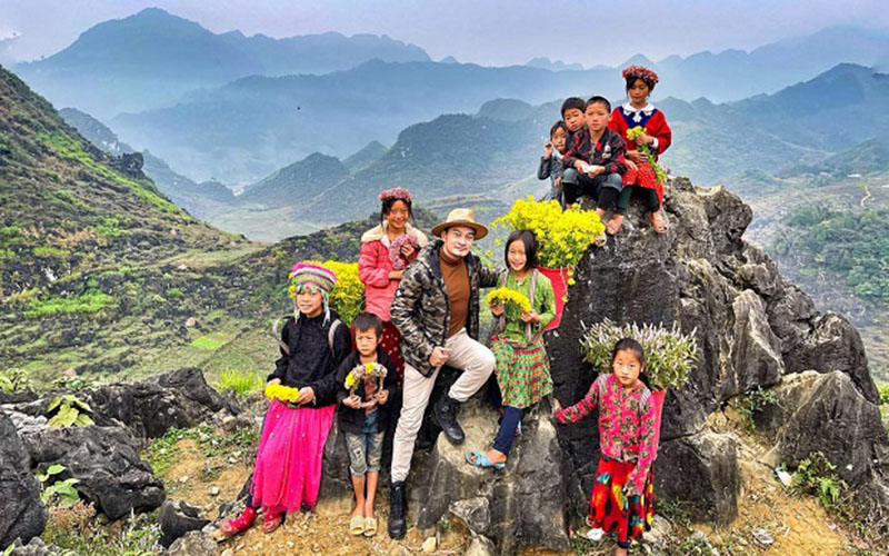 Đi Tour
