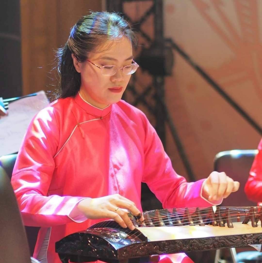 lớp học đàn tranh tại hà nội Trung Tâm Âm Nhạc Truyền Thống Thăng Long