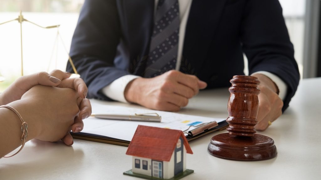 Luật sư Huỳnh Quốc luật sư đất đai Cà Mau
