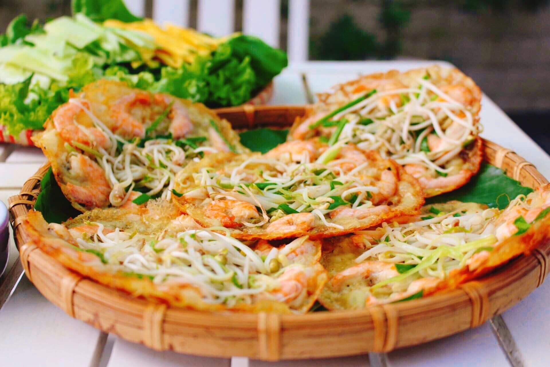 món ngon quy nhơn bánh xèo tôm nhảy