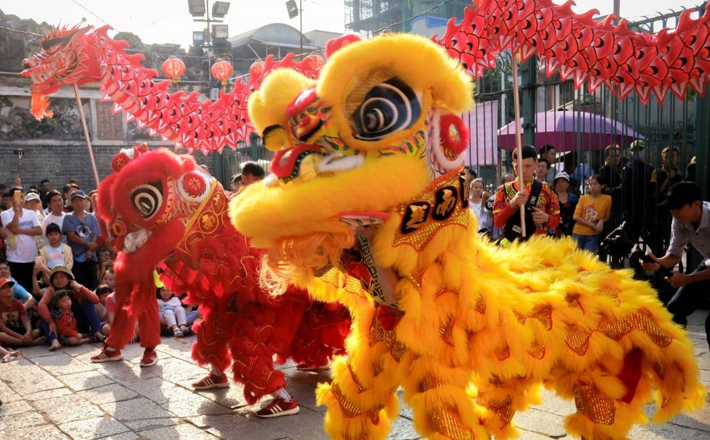 múa lân khai trương Đà Nẵng Sự Kiện Sao Việt cung cấp dịch vụ múa lân khai trương chất lượng tại Đà Nẵng